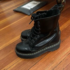 Size 6 US dr. martens